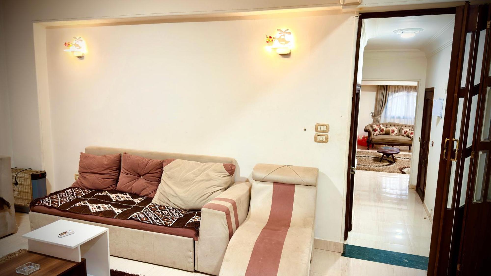 Elegant 3 In Private In New Apartment