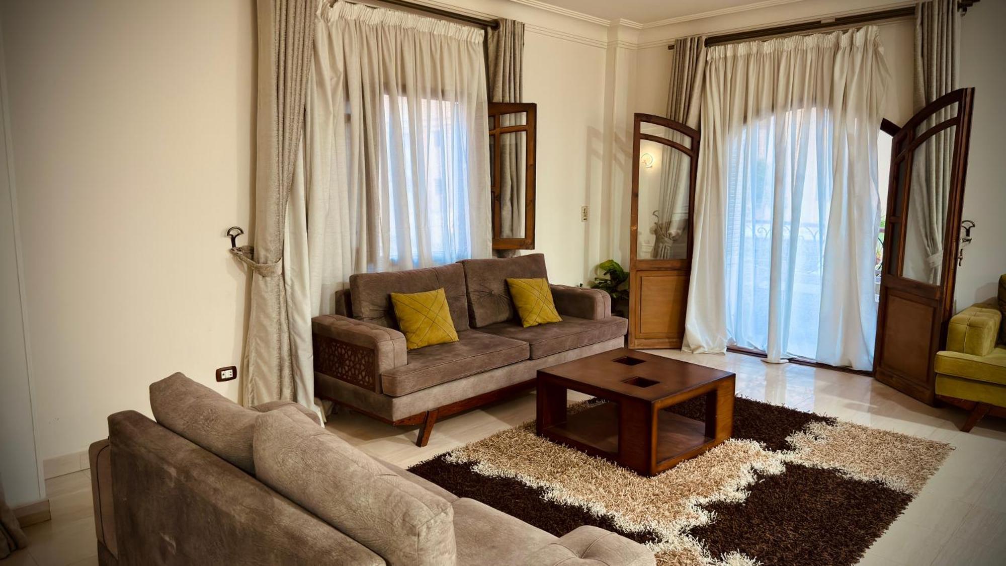 Elegant 3 In Private In New Appartamento
